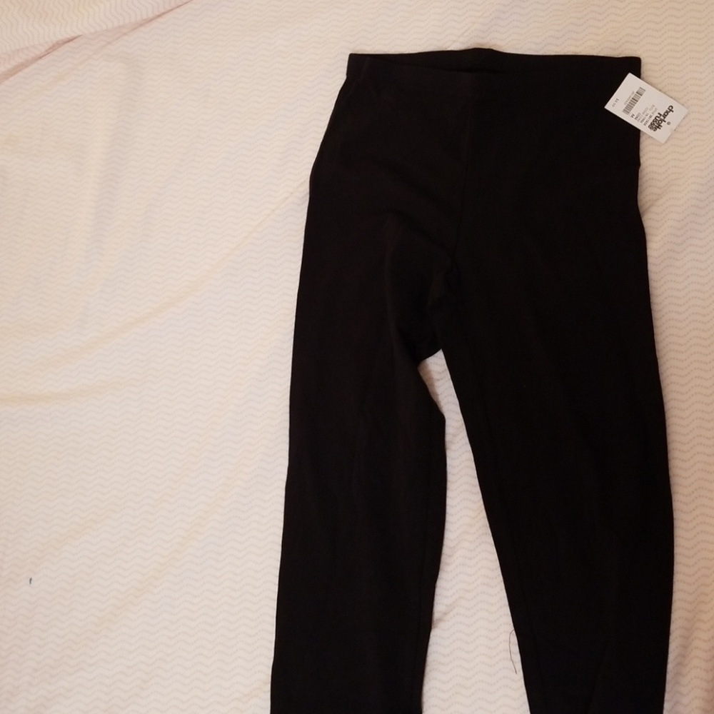 Black leggings